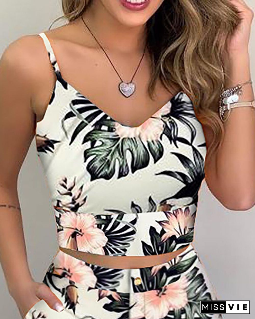 Women's Summer Hot Style Plant Flower Sling Slim Suit Shorts