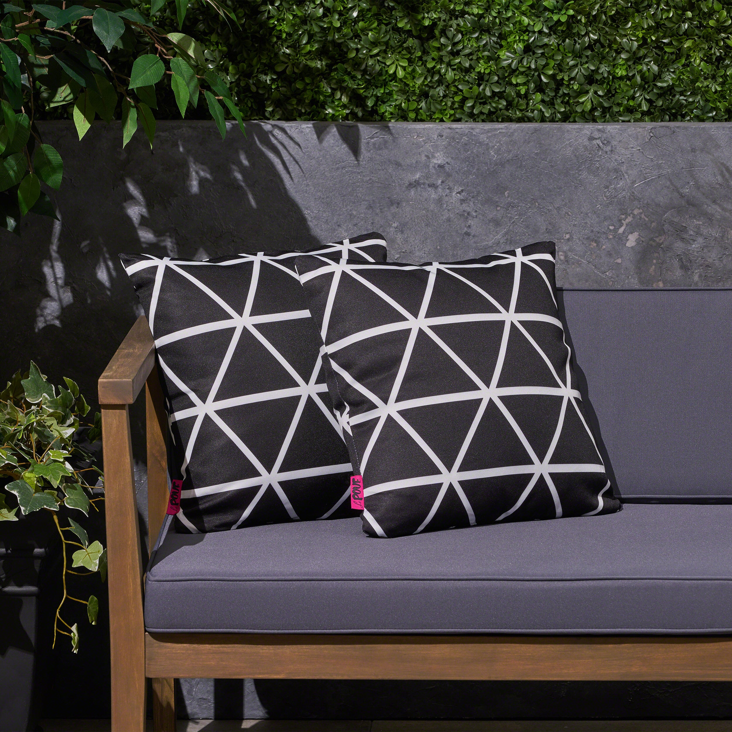 Simona Outdoor Cushion, 17.75