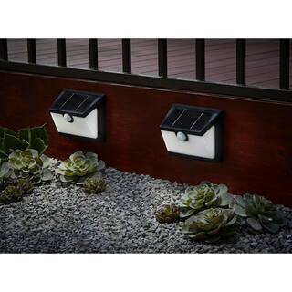Hampton Bay 300 Lumens Connected Solar Black Motion Sensing LED Deck Light (2-Pack) LS-201B-SOPL-2