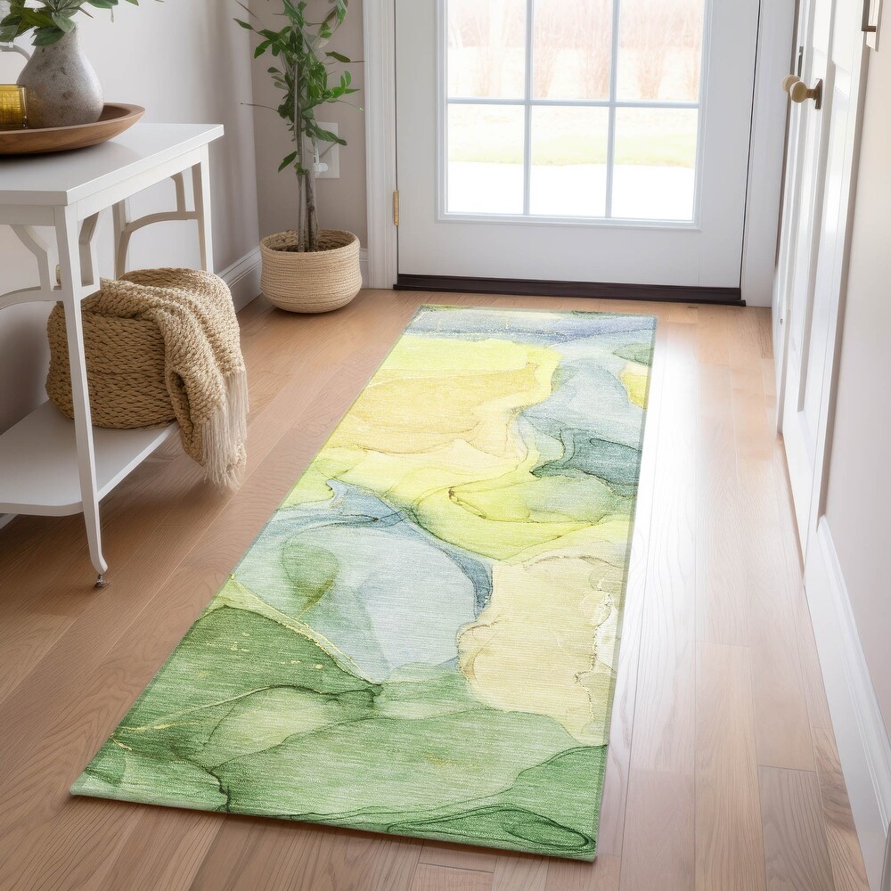 Machine Washable Indoor/ Outdoor Chantille Watercolor Yellow Rug