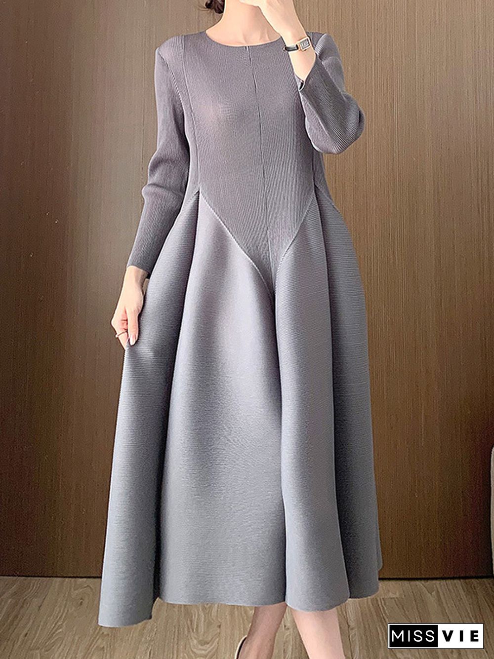 A-Line Loose Pleated Solid Color Split-Joint Round-Neck Midi Dresses