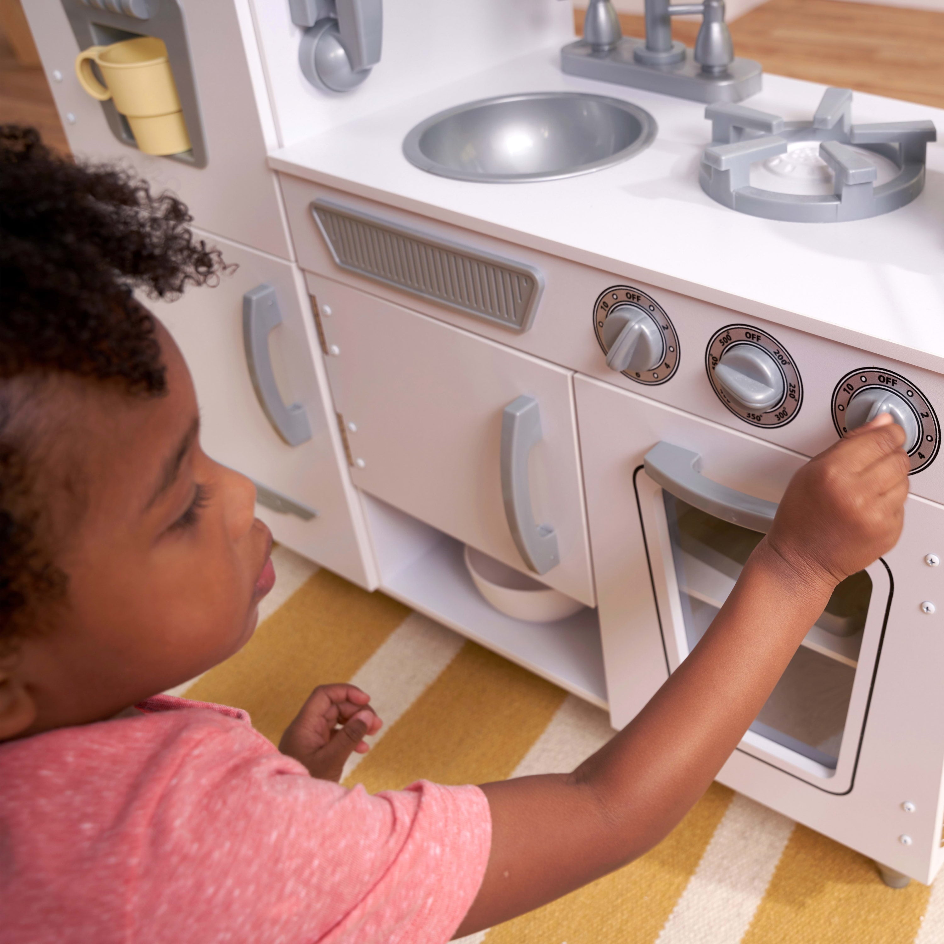 KidKraft Vintage Wooden White Play Kitchen with Ice Maker and Play Phone