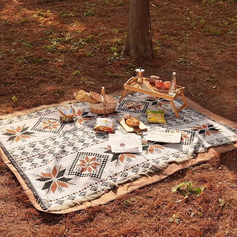 soft and comfortable picnic mat waterproof outdoor Beach Mat for Camping