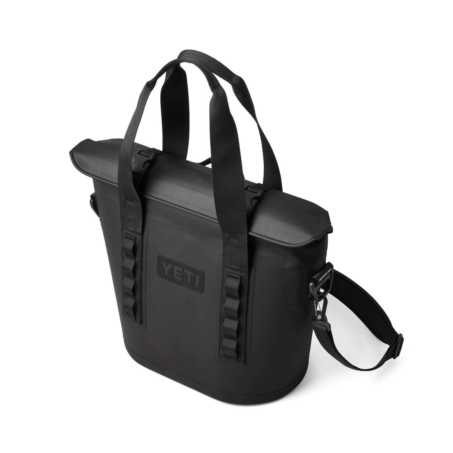 YETI Hopper M15 Black 32 cans Cooler Bag