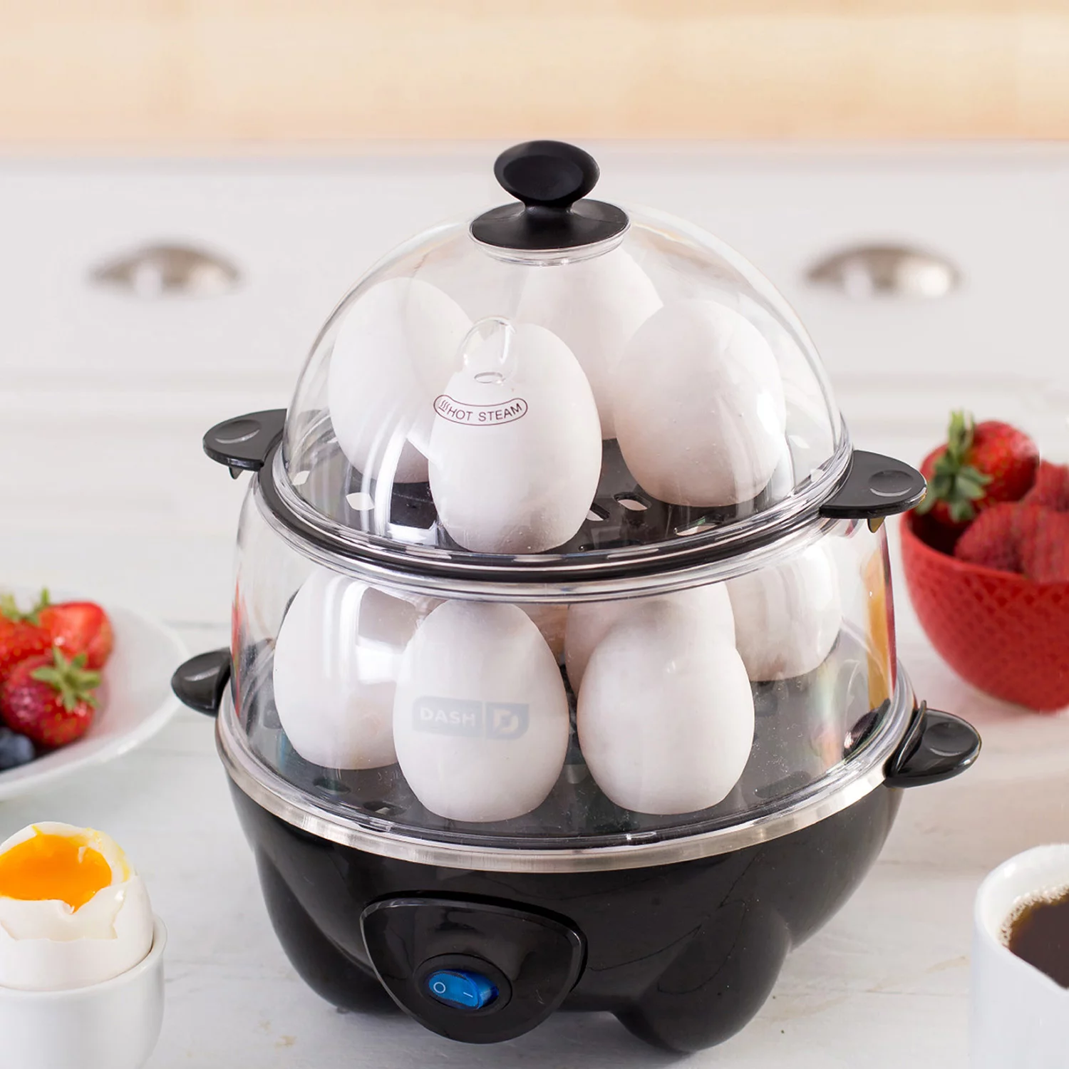 Dash Deluxe Rapid Egg Cooker， 12 Egg - Black