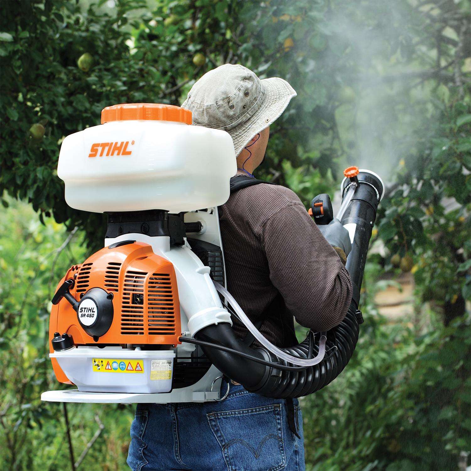 STIHL SR 450 58 oz Sprayer Backpack Sprayer