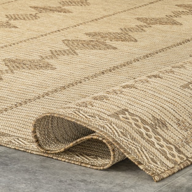 Nuloom Alexandra Aztec Indoor And Outdoor Area Rug