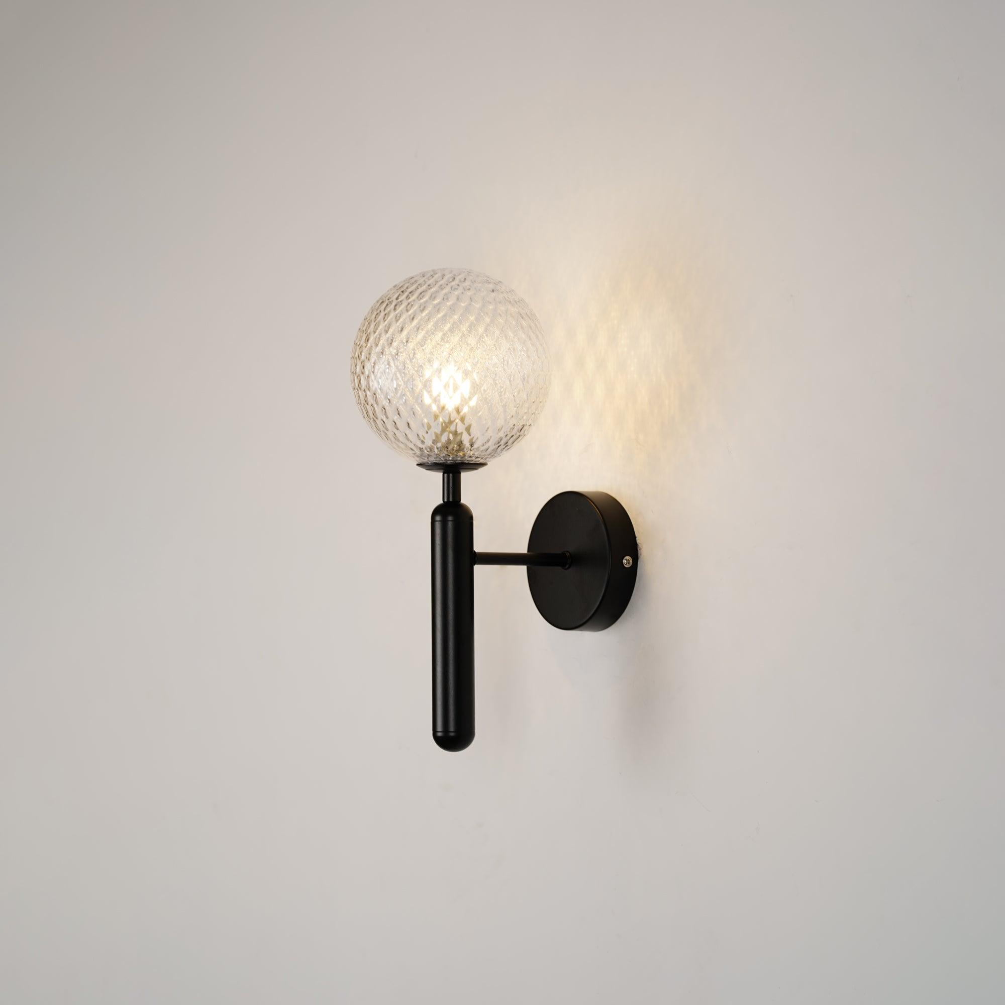 Nordica Wall Lamp