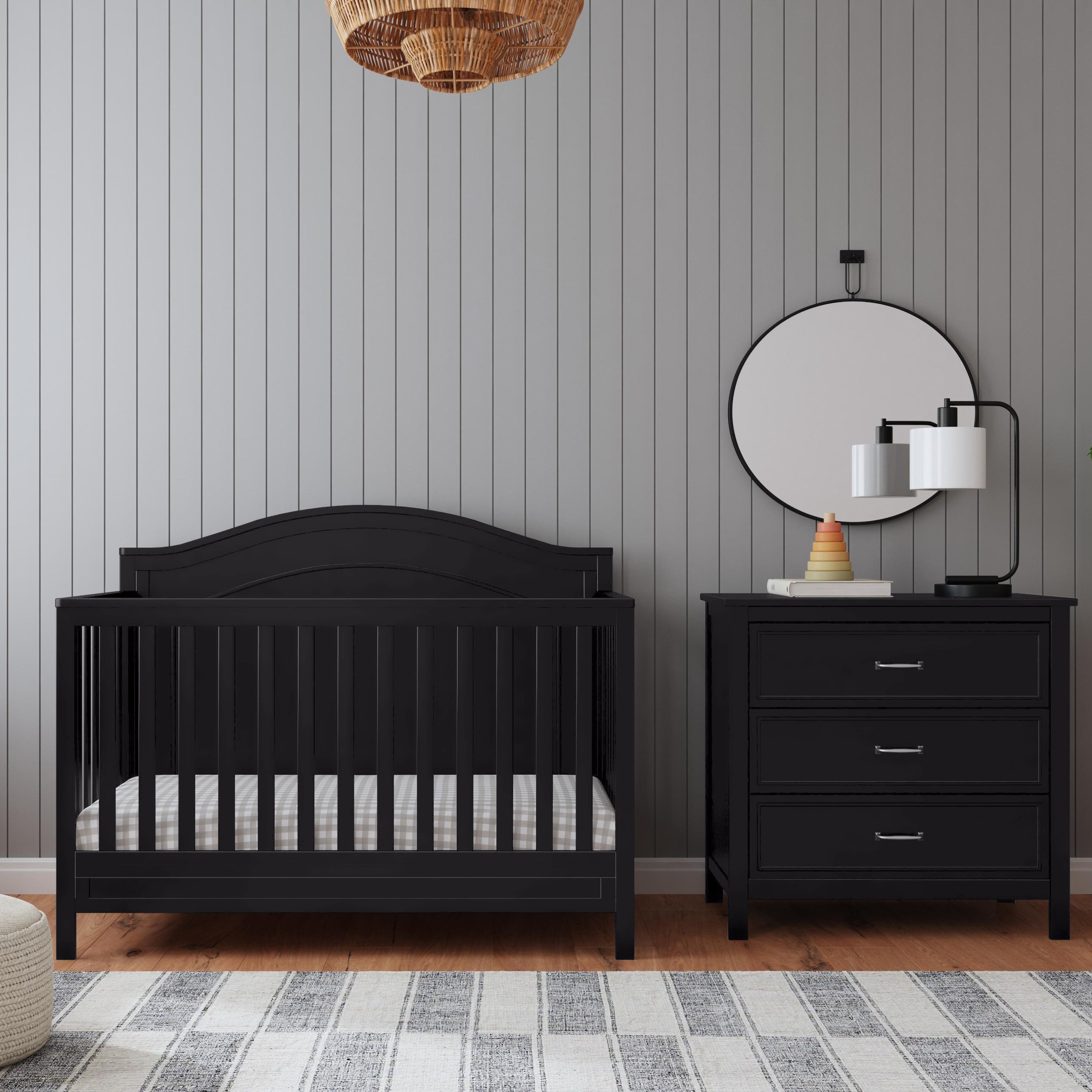 DaVinci Charlie 4-in-1 Convertible Crib in Ebony