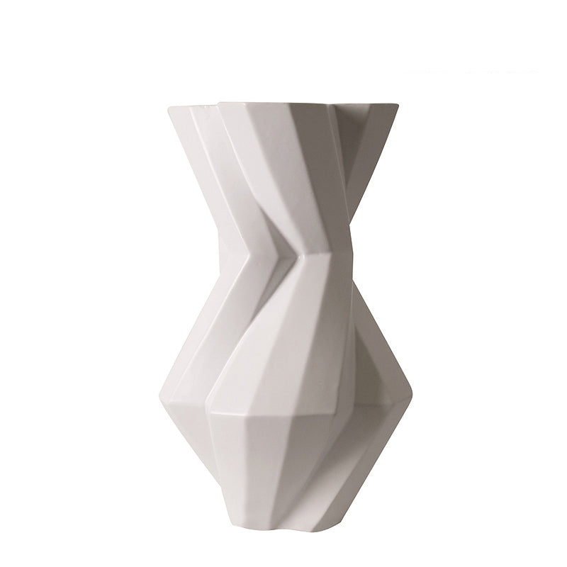 White Torsional Vase Fa-D2085A