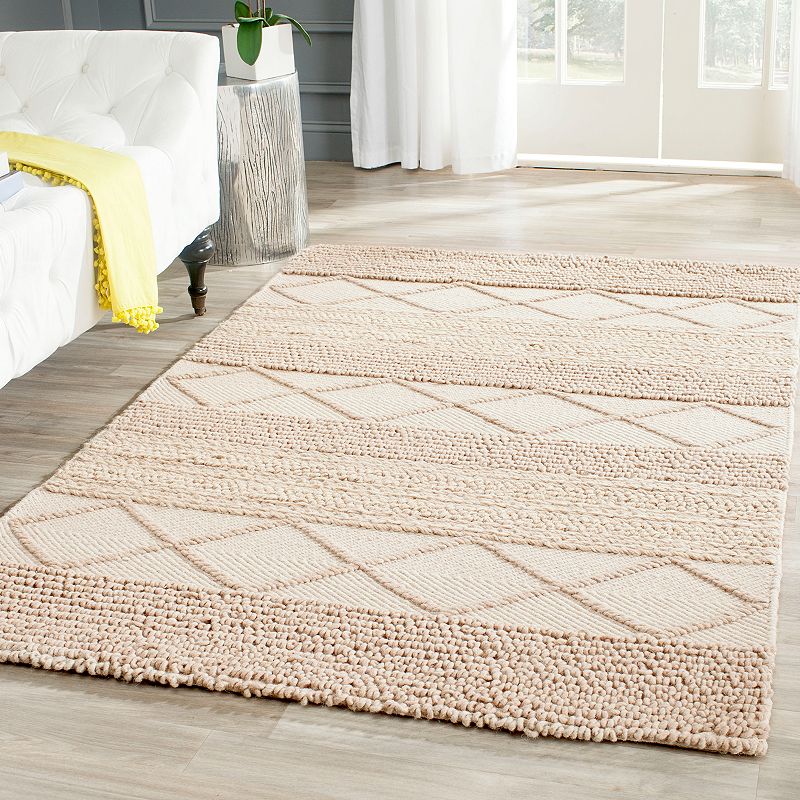 Safavieh Natura Lorna Diamond Rug