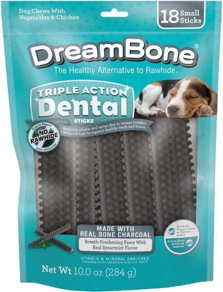 DreamBone Triple Action Dental Sticks Charcoal Dog Dental Treat， 10-oz bag， 18 count