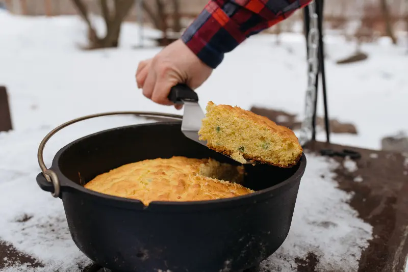 Camp Chef 4 Quart Classic 10 Inch Dutch Oven- Cast Iron