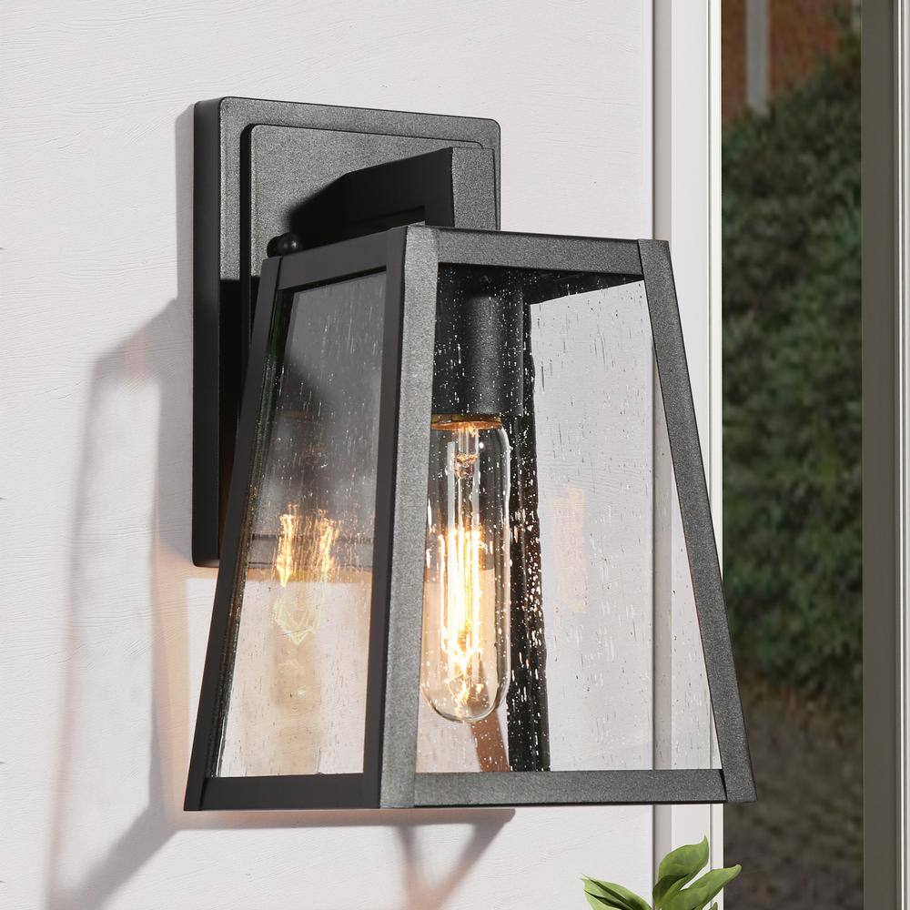 LNC Modern Matte Black 1-Light Lantern Outdoor Sconce Industrial Linear Outdoor Wall Light with Seeded Glass Shade REQVUNHD1411987