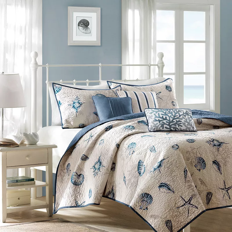 Madison Park Nantucket Coastal Quilt Set with Throw Pillows