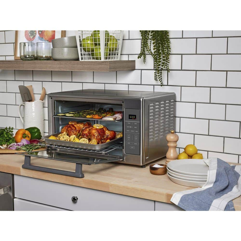 Oster 1700 W Stainless Steel Digital Toaster Oven and Air Fryer Extra Large 2153271