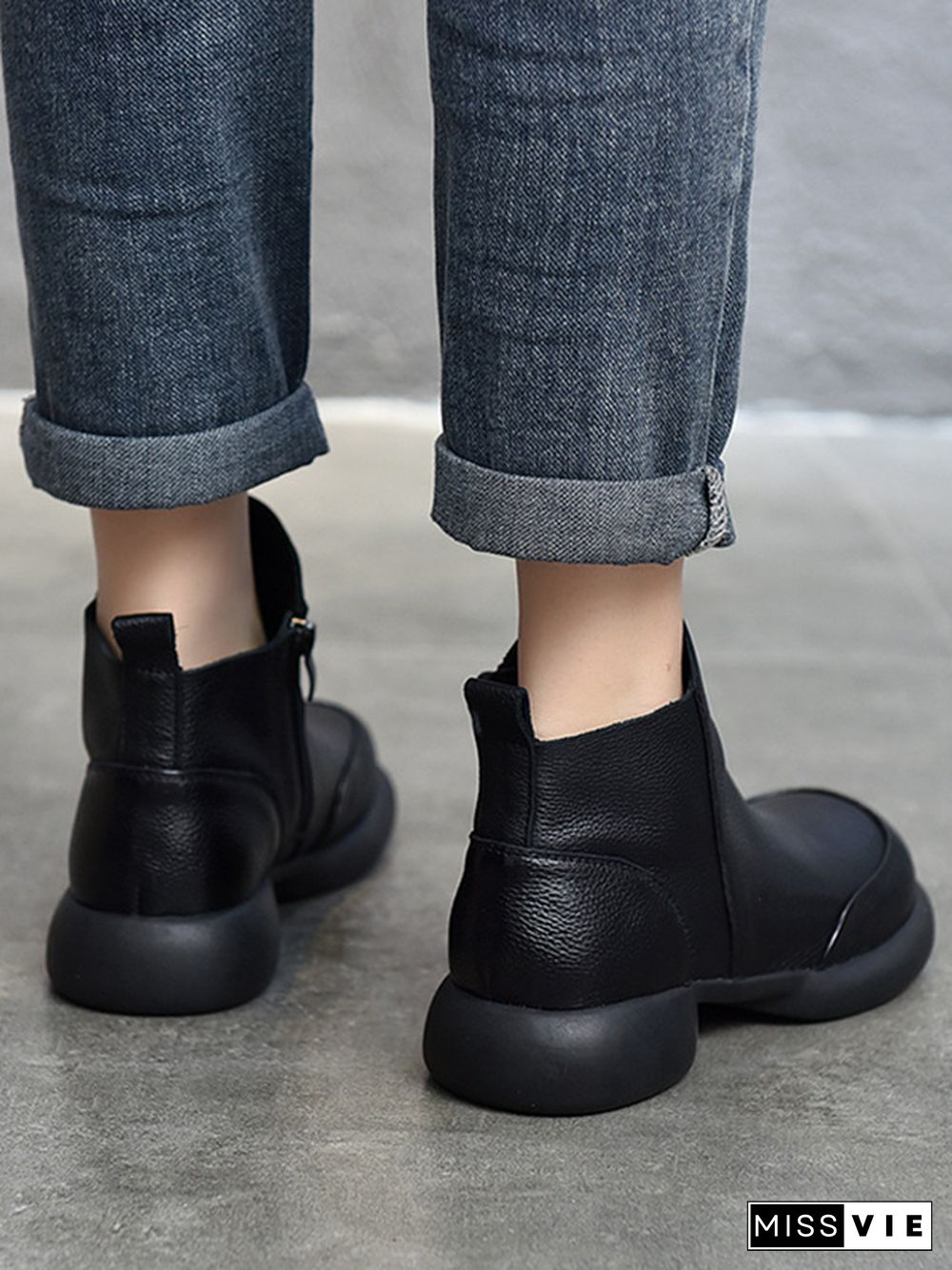 Round-Toe Solid Color Zipper Boots