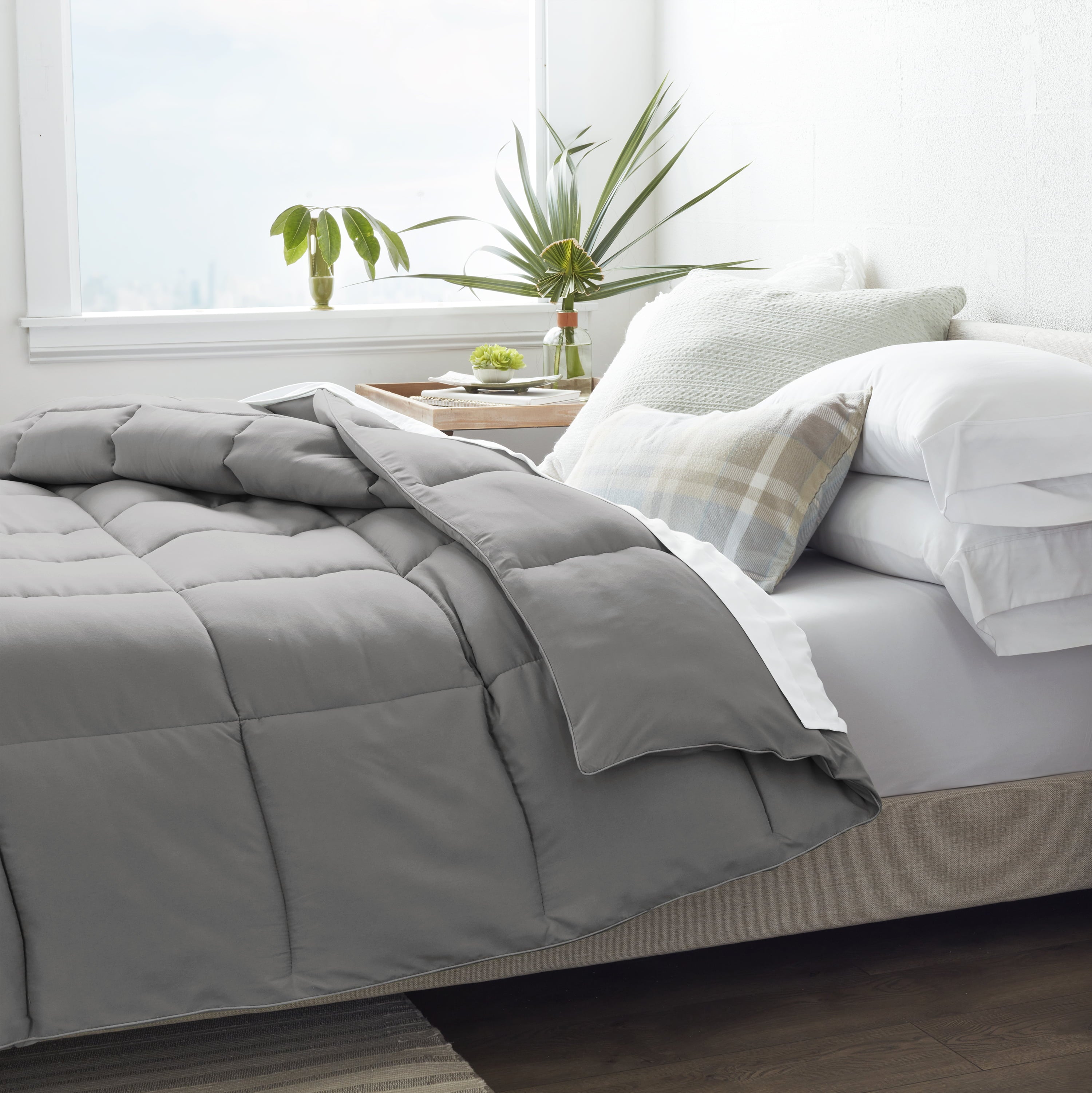 Simply Soft Luxury Premium Over Filled Down Alternative Comforter - Queen/Full - Gray