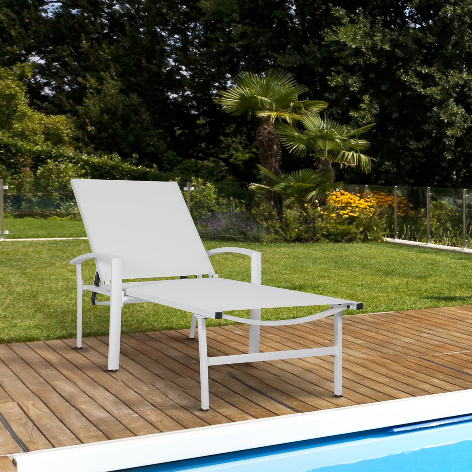 Nuu Garden Aluminum Patio Chaise Lounge All-Flat 5 Positions Chaise Lounge Chairs with Armrests All Weather for Outdoor, Patio, Garden, Poolside, Beach, White