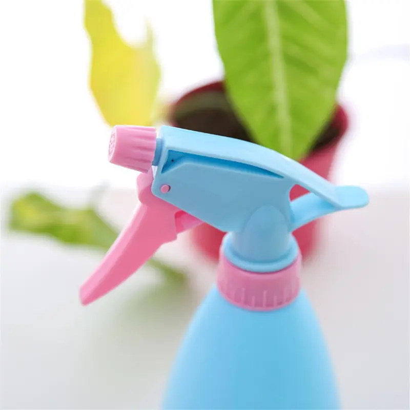 Creative Candy Color Watering Sprayer Bottle Hand Pressure Watering Plastic Sprayer