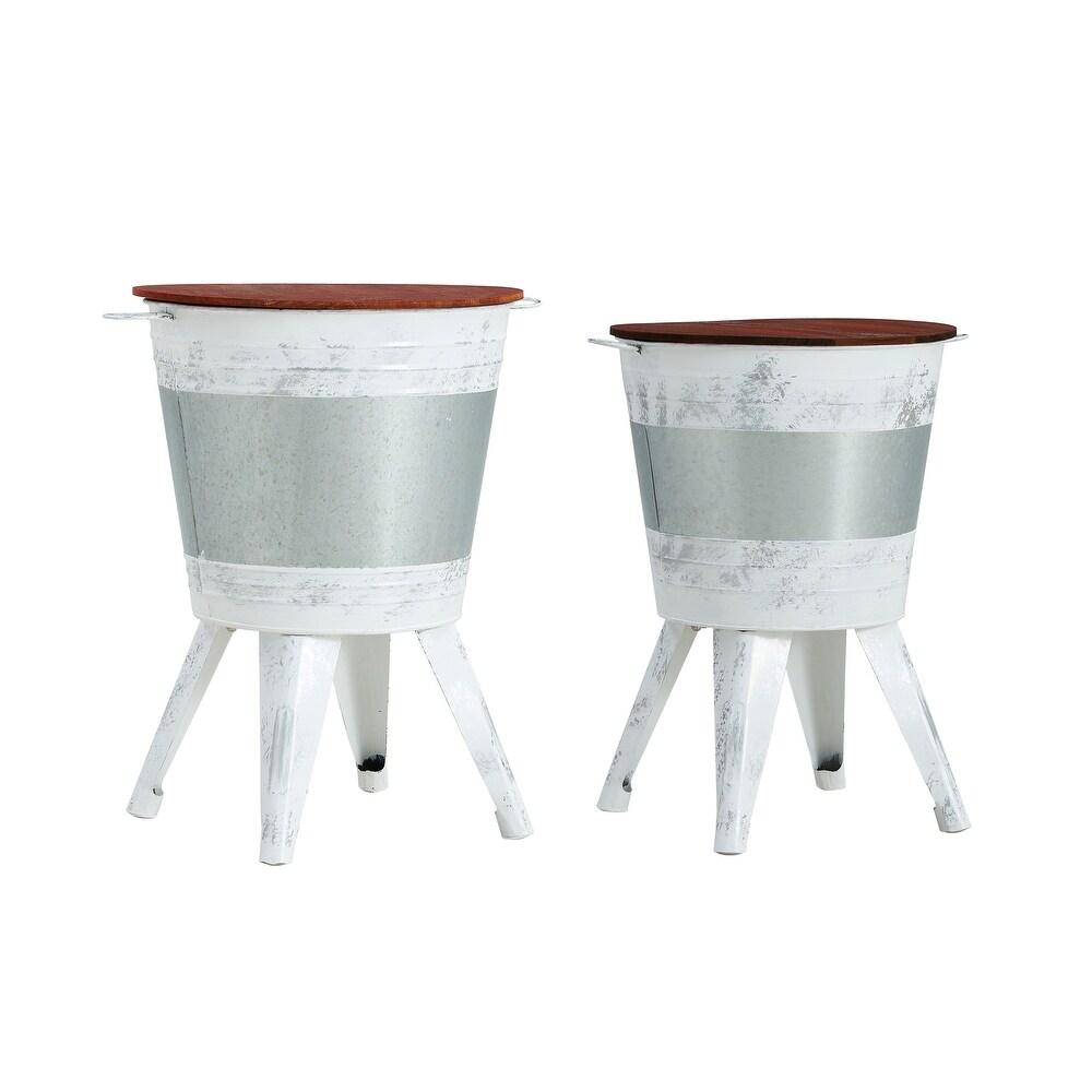 Farmhouse Rustic Distressed Metal Accent Cocktail Table (Set of 2)   15.23 *13.50 * 22.52