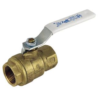 Apollo 34 in. x 34 in. Forged Brass FIP x FIP Full Port Threaded Ball Valve 77FLF10401