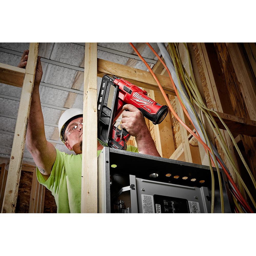 Milwaukee M18 FUEL? 30 Degree Framing Nailer Reconditioned ;