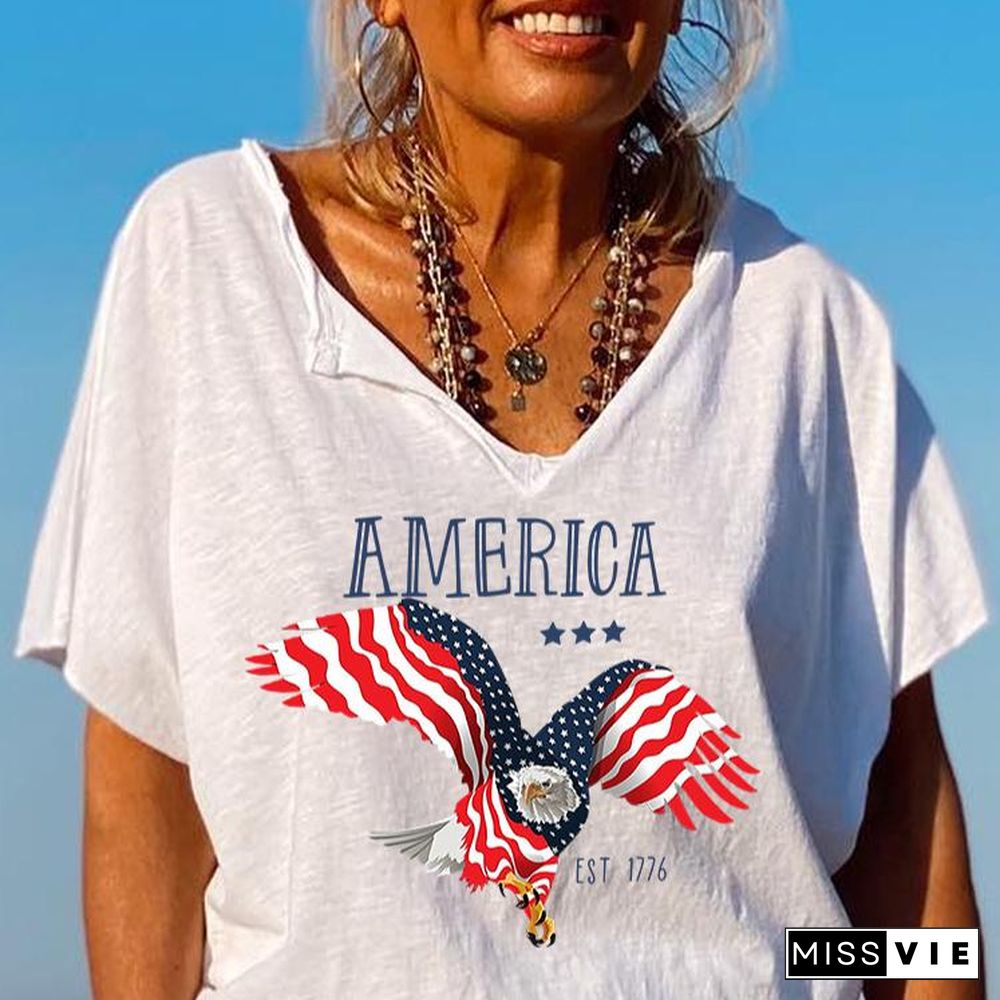 America Est.1776 Letter Owl Flag Pattern T-Shirt