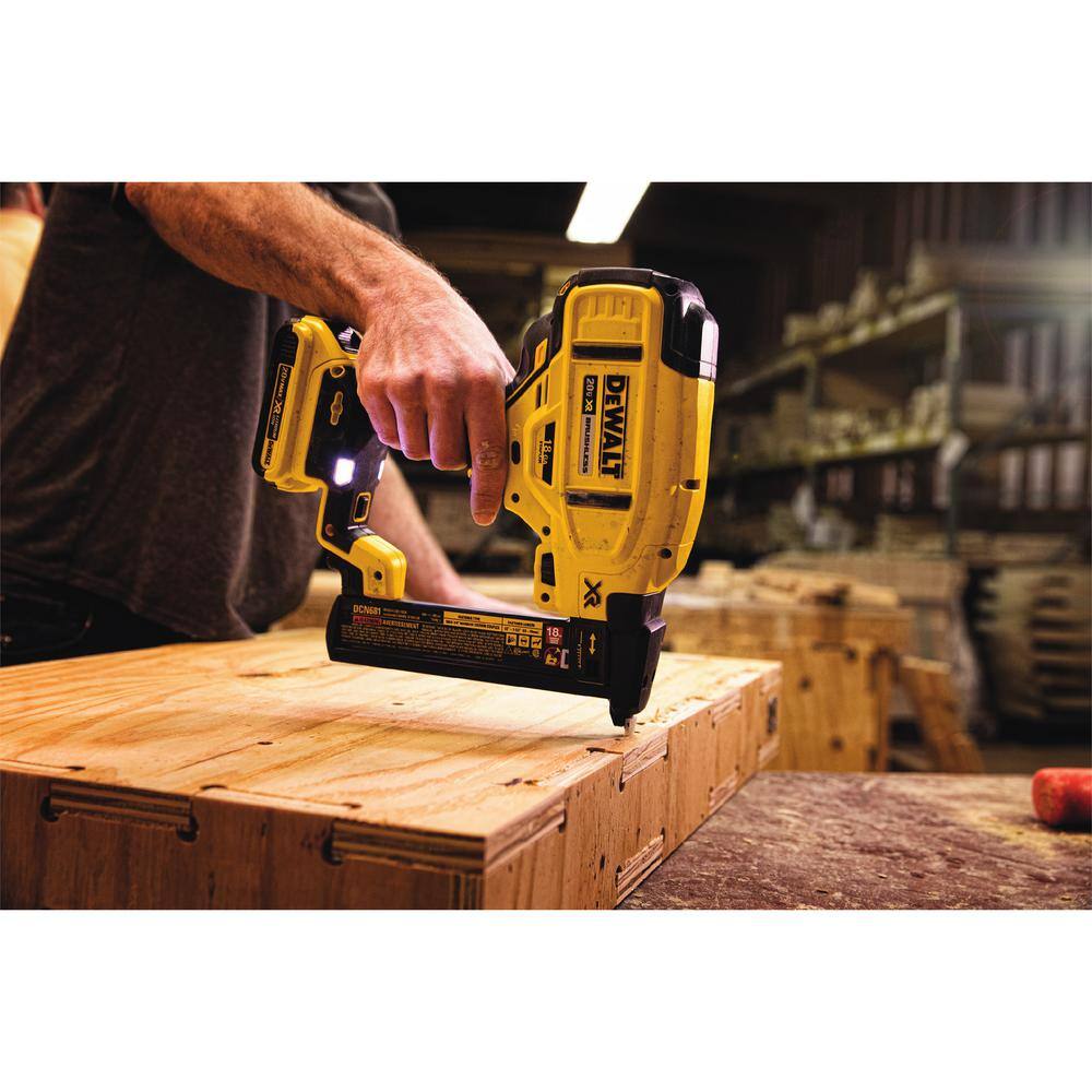 DEWALT DCN681B 20V MAX XR Lithium-Ion Cordless 18-Gauge Narrow Crown Stapler (Tool Only)