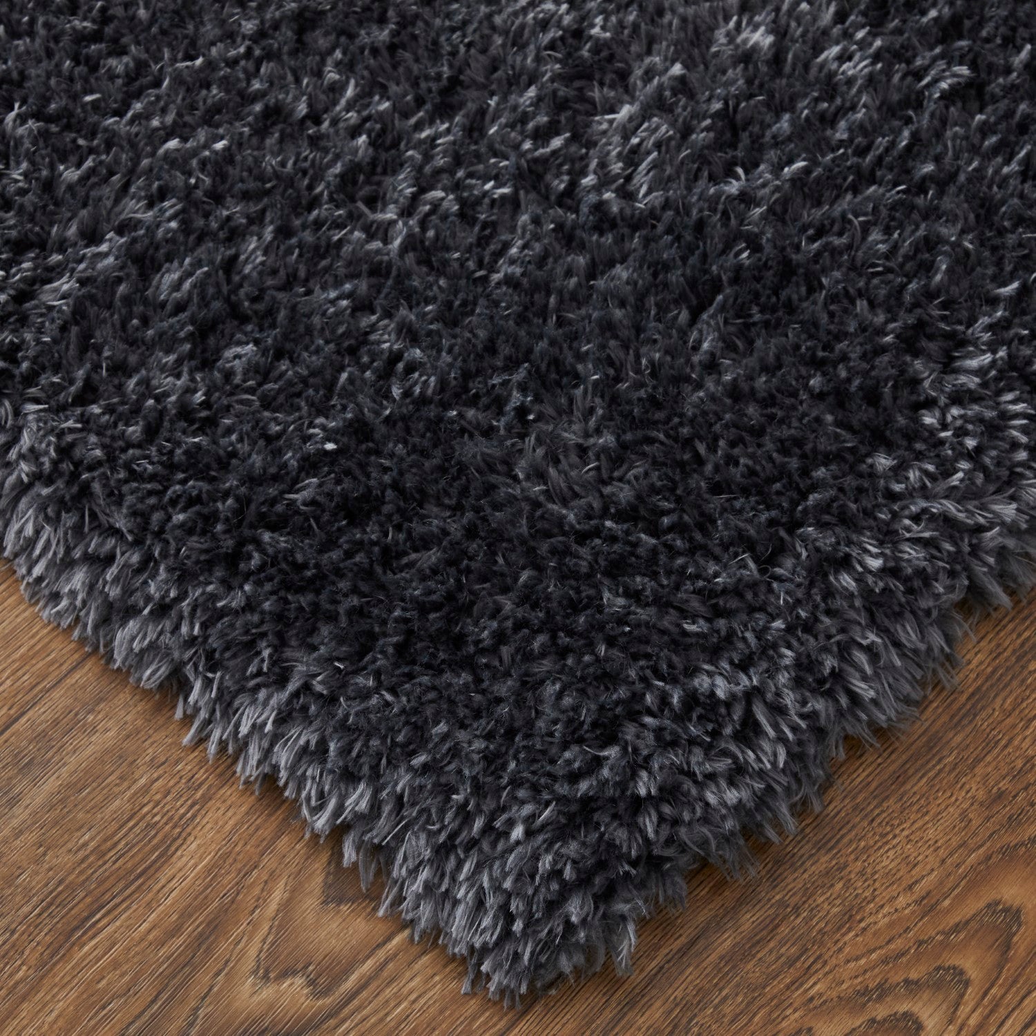 Loman Solid Color Black / Charcoal Rug