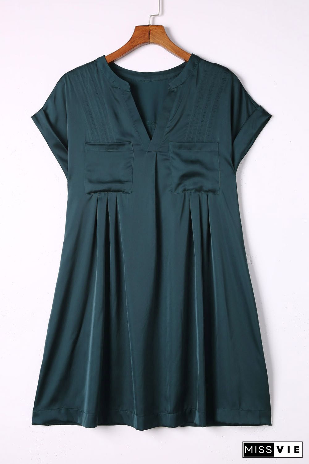 Green Notched Neckline Cuffed Short Sleeve Shift Dress