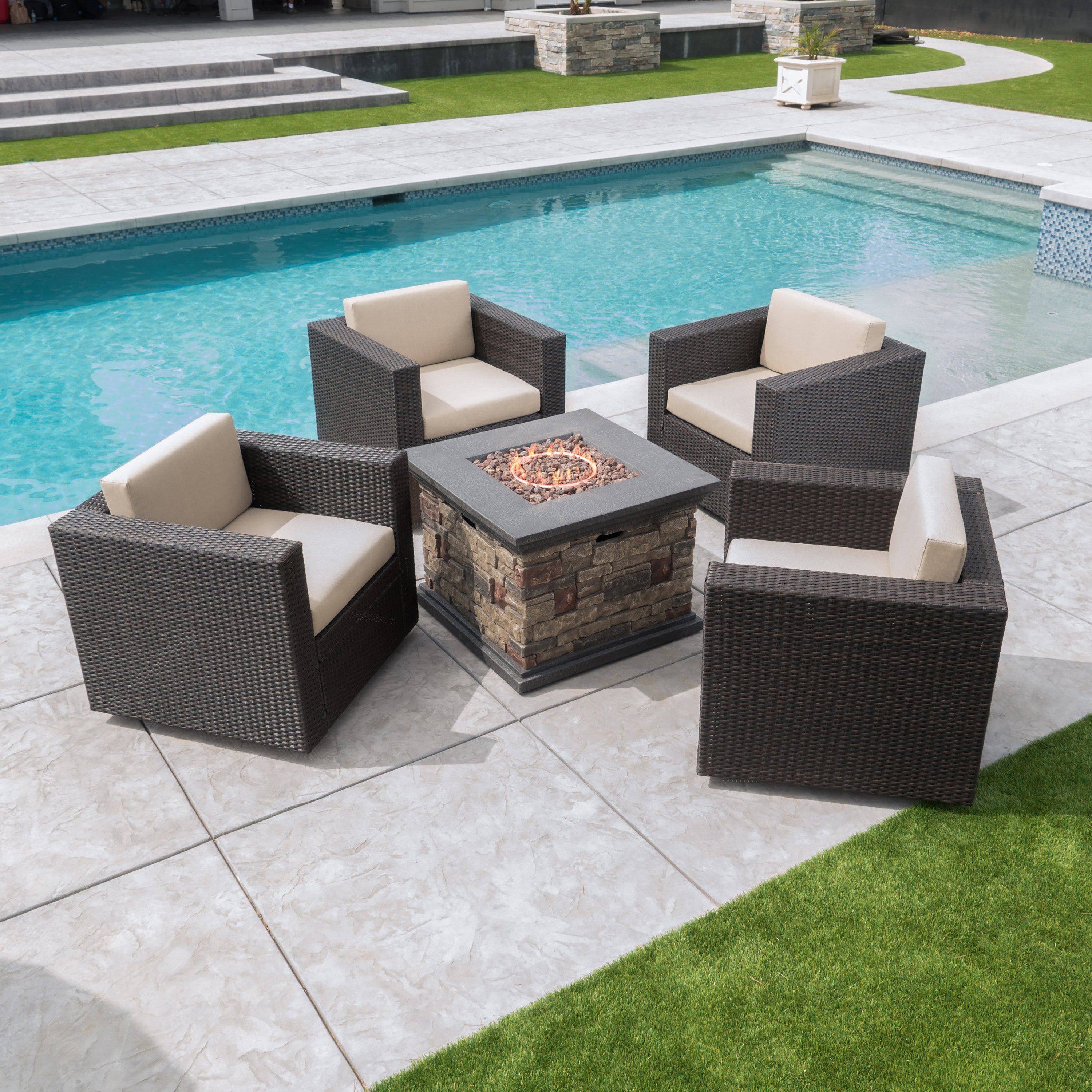 Venice Outdoor 5 Piece Chat Set with Dark Brown Chairs with Fire Pit