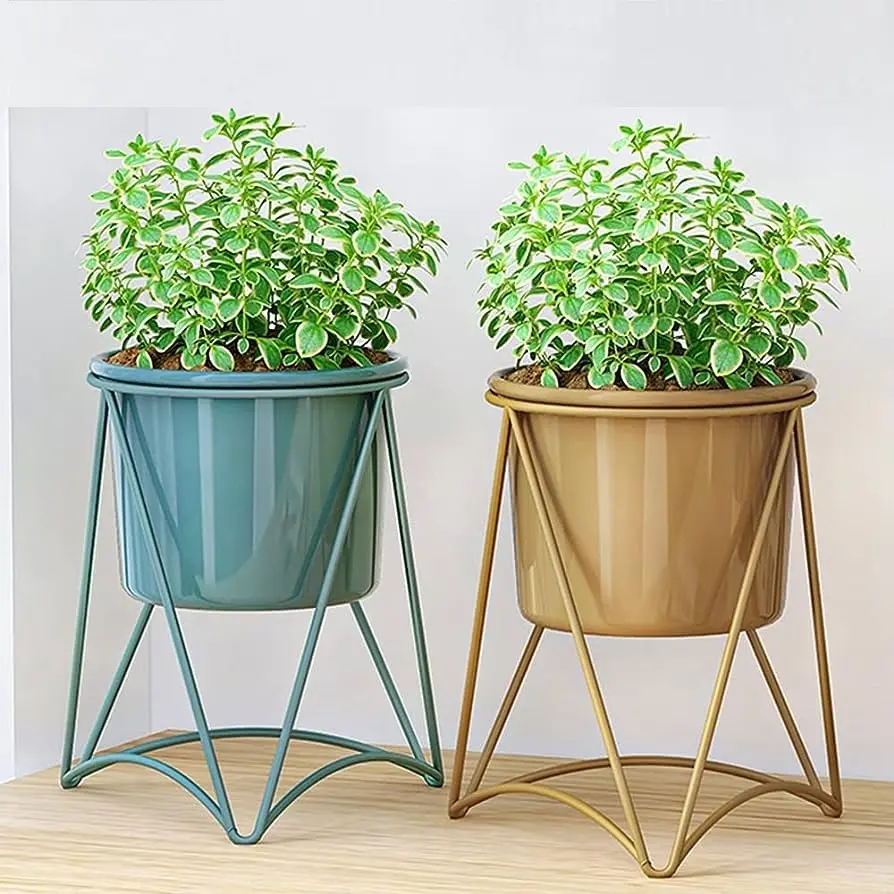 Latest Design Metal Flower Planter Indoor Outdoor Metal Planters with Golden Stand Handmade Top Quality new arrival available