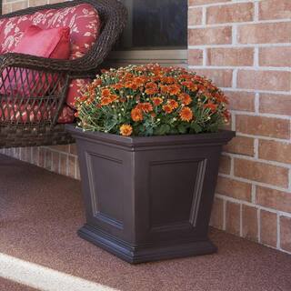 Mayne Fairfield 16 in. Square Self-Watering Espresso Polyethylene Planter 5887-ES