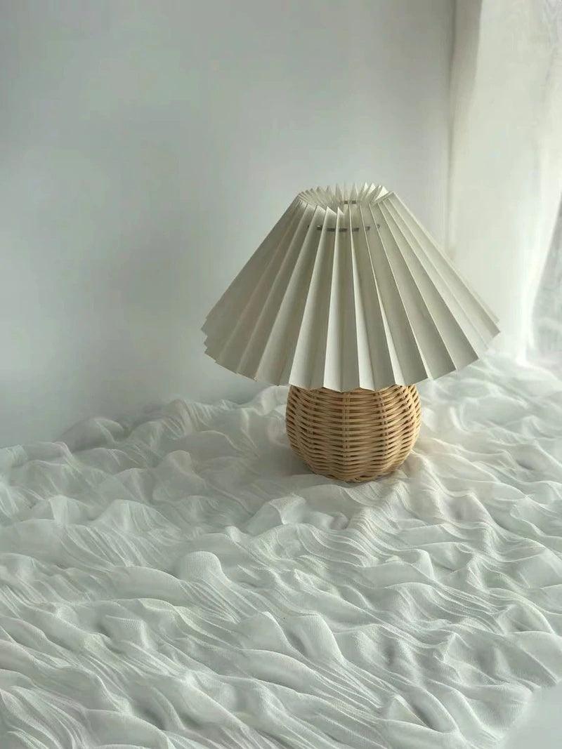 Rattan Pleated Table lamp