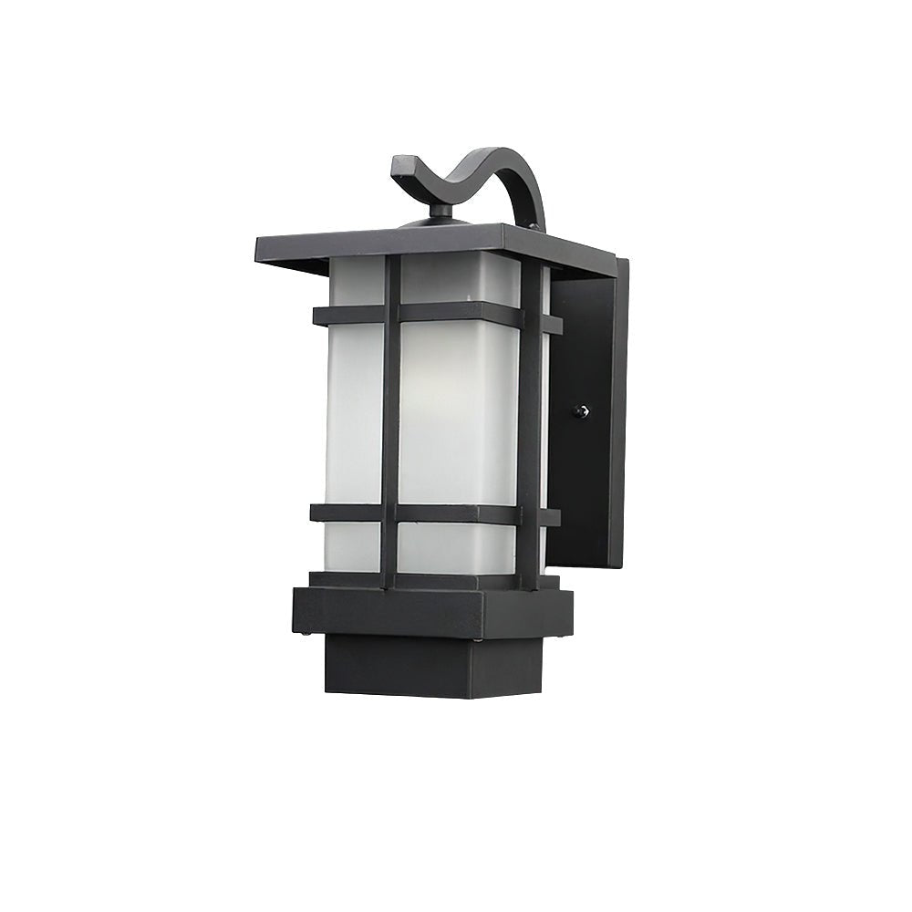 Madison Lantern Outdoor Wall Lamp