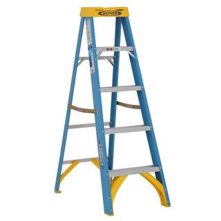 Werner 5 ft. Fiberglass Step Ladder with 250 lb. Load Capacity Type I Duty Rating 6005