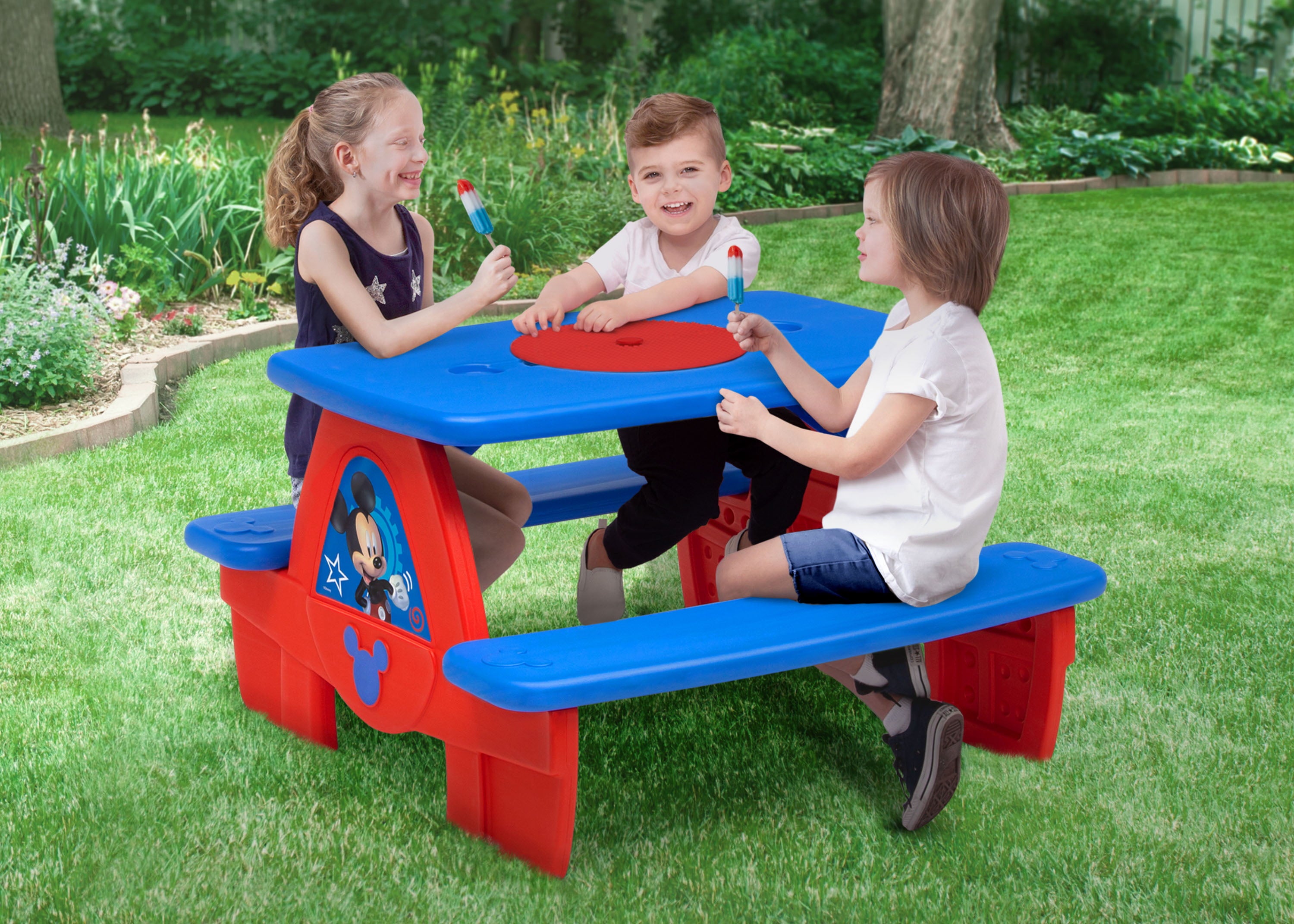 Disney Mickey Mouse Picnic Table with Block Baseplate and Cupholders