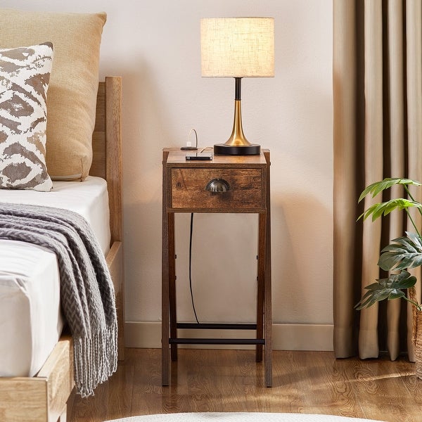 Nightstand with USB Ports End/Side Table with Charging Station Narrow Side Table for Living Room， Bedroom and Small Spaces