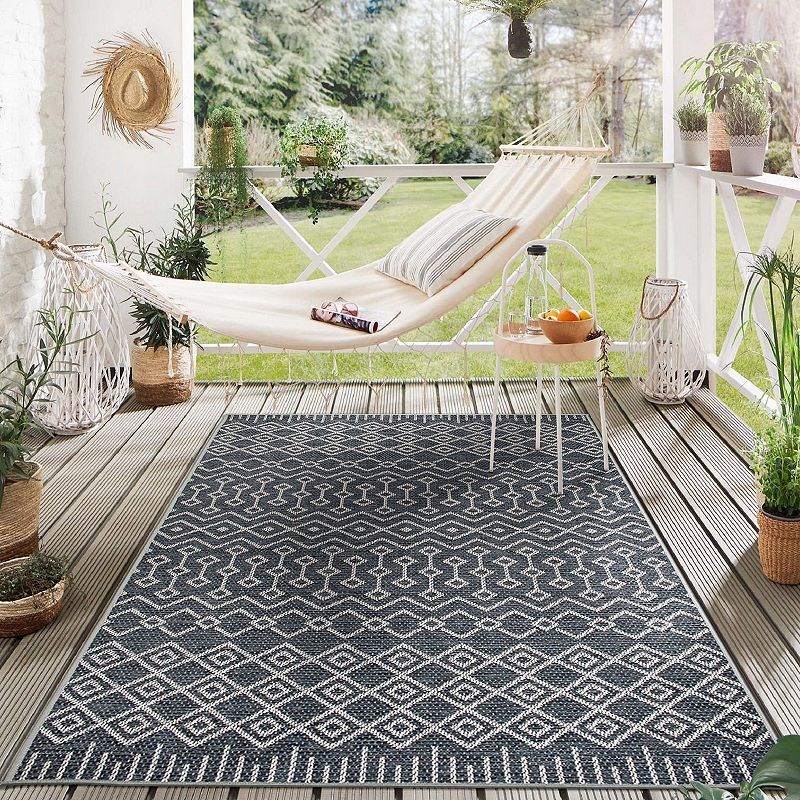 World Rug Gallery Trellis Bohemian Indoor Outdoor Area Rug