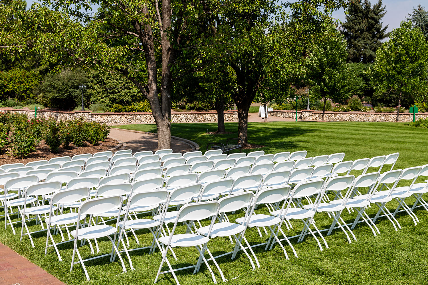 TentandTable Plastic Folding Chairs, White, 50 Pack