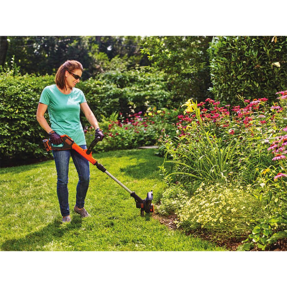 BLACKDECKER 20V MAX Cordless Battery Powered String Trimmer Kit with