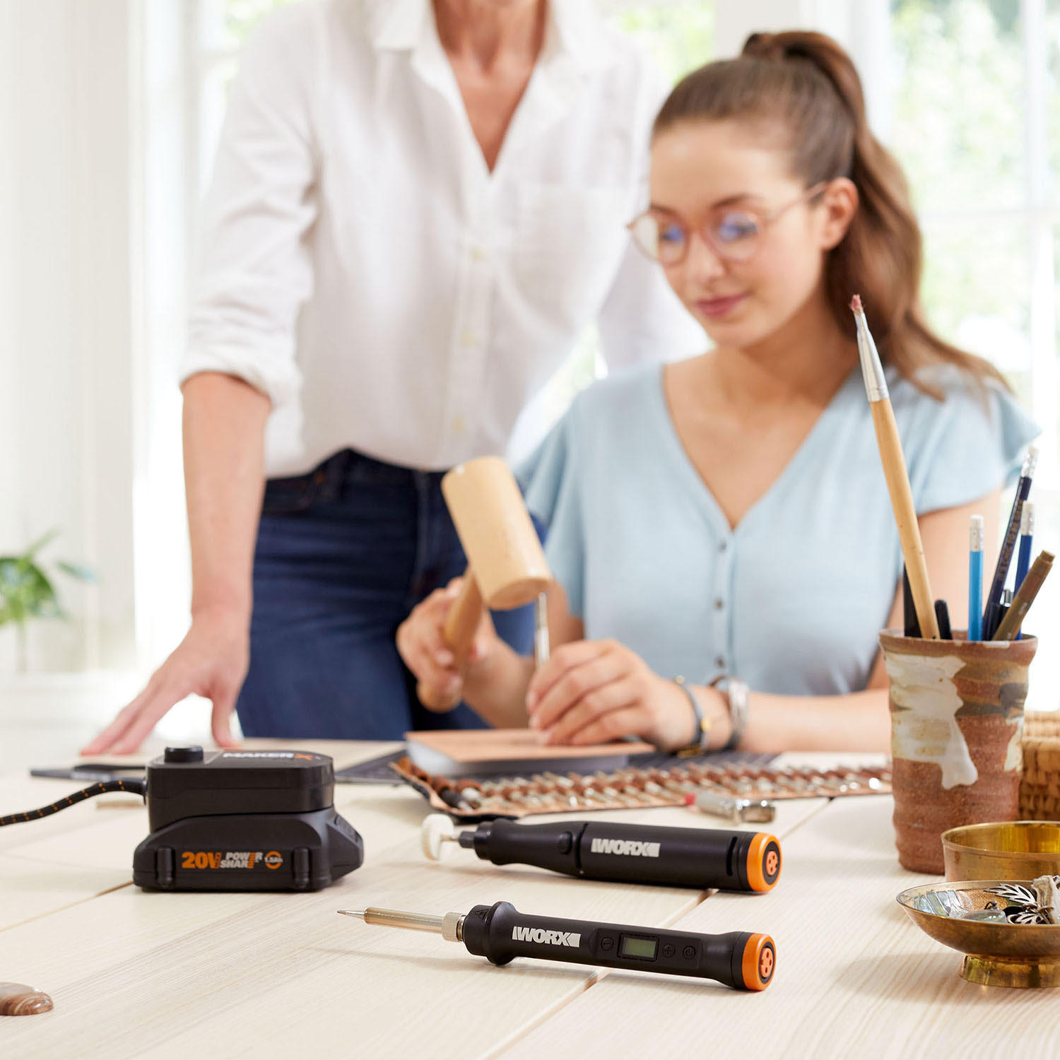 Worx 20V MAKERX Combo Kit—Rotary Tool + Wood and Metal Crafter - 54 Accessories