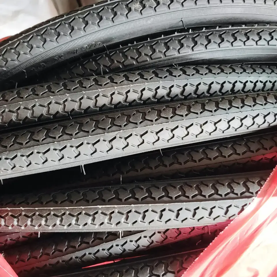 High Quality Bicycle Tires 26/27.5*1.95 Black Rubber Bike Tyres Bike Accessories Mountain Bike Tires