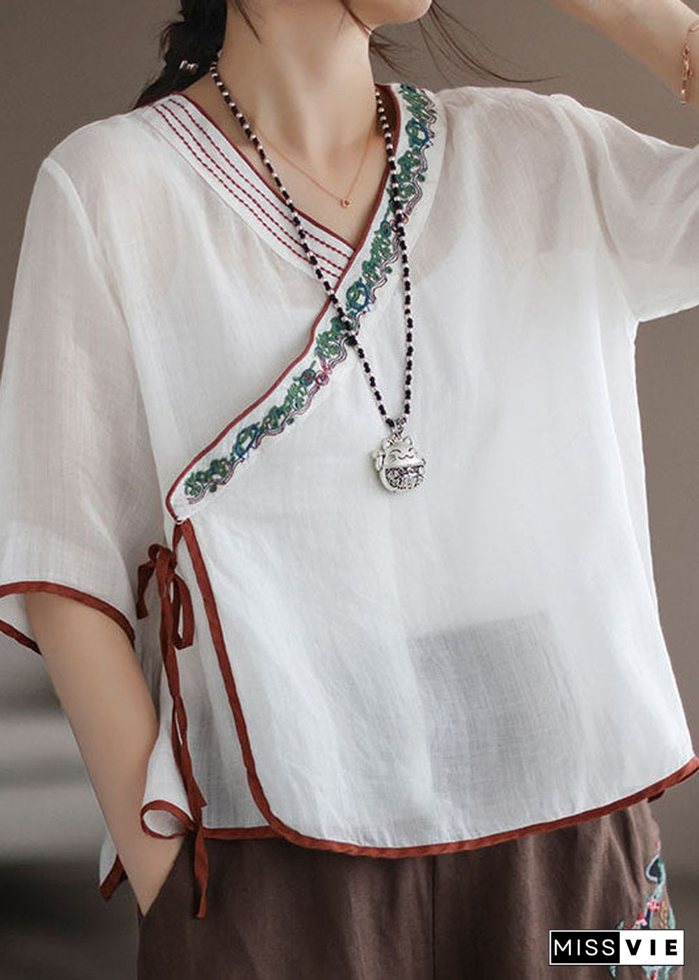 White Patchwork Linen Shirt Embroideried Lace Up Half Sleeve