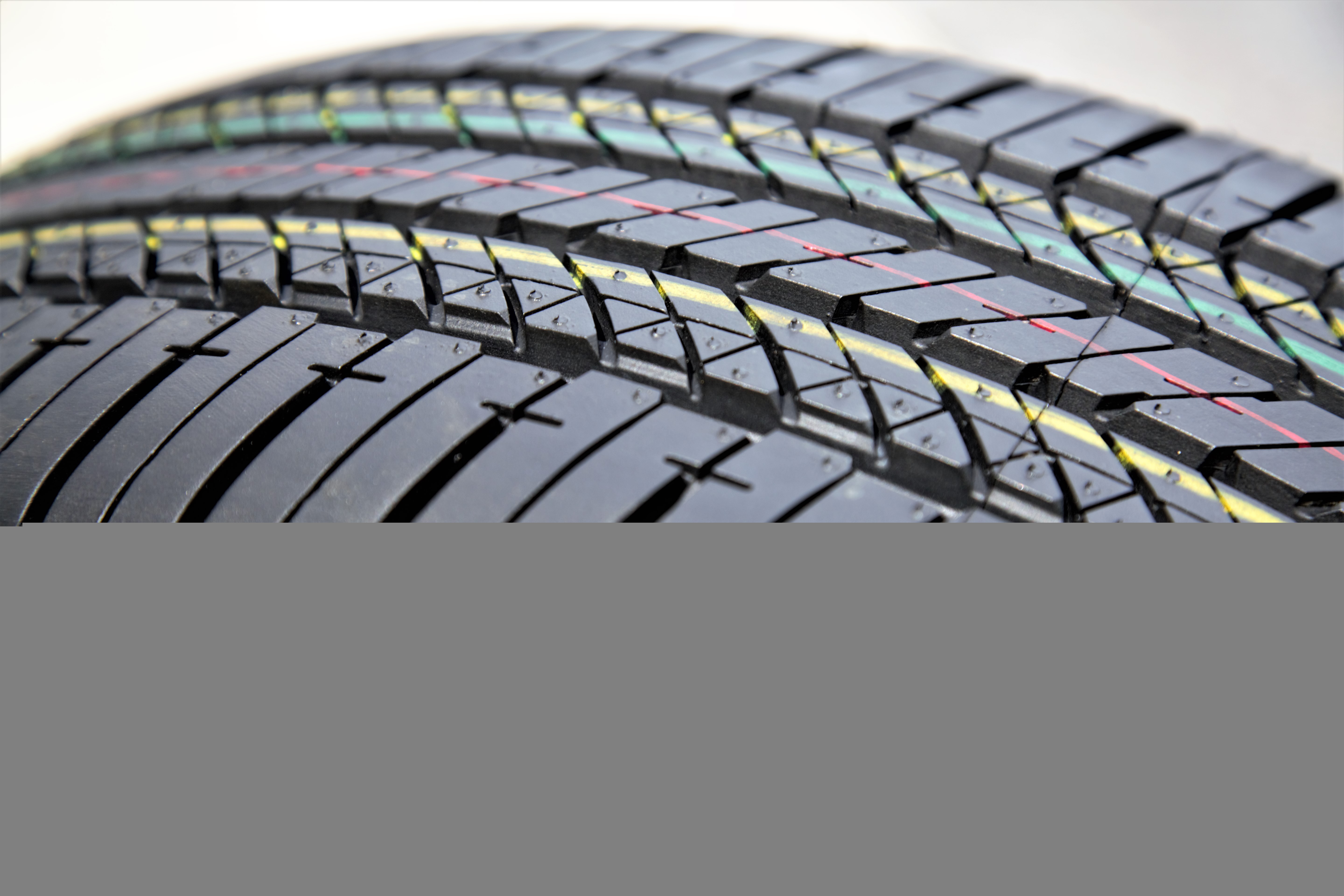 Bridgestone Turanza EL400-02 215/45R17 87 V Tire