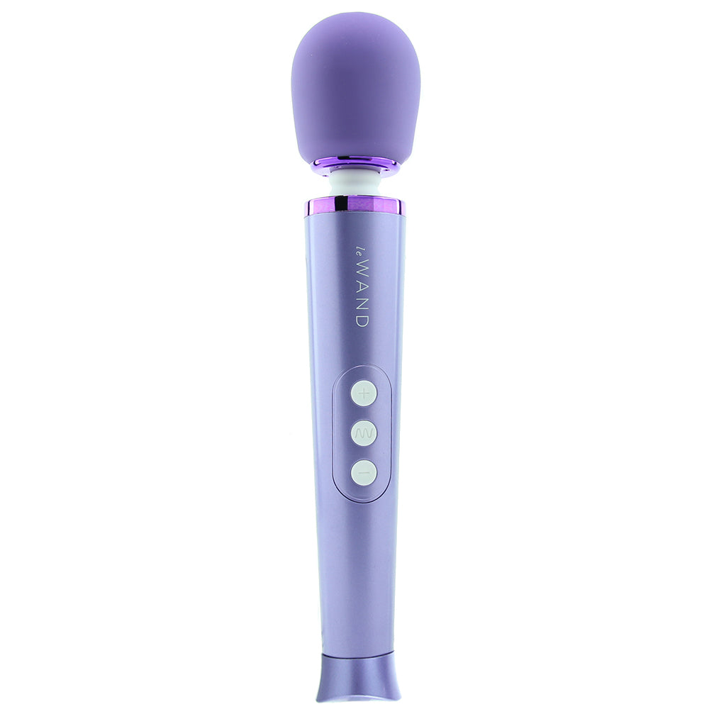 Le Wand Petite Massager in Violet