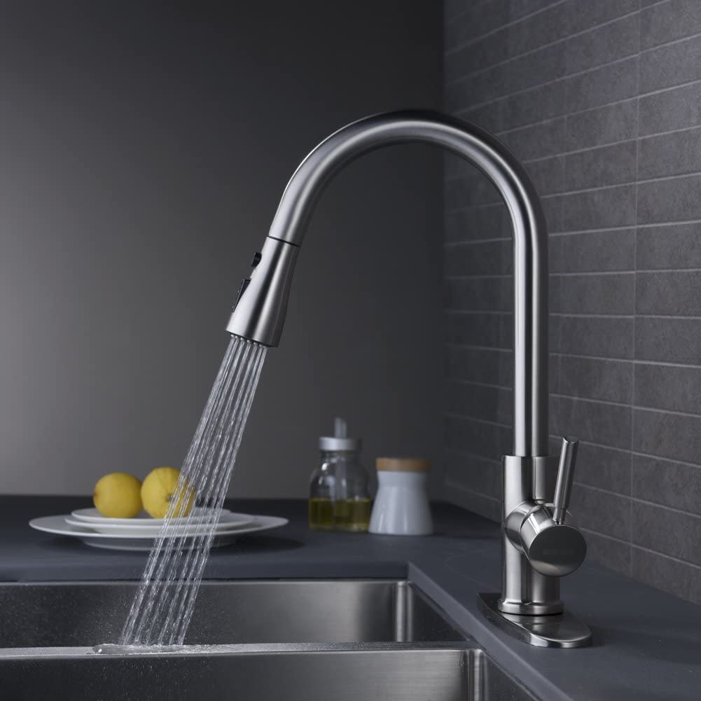 Kitchen Faucet， Pull Down Sprayer Stainless Steel Kitchen Sink Faucet with Deck Plate