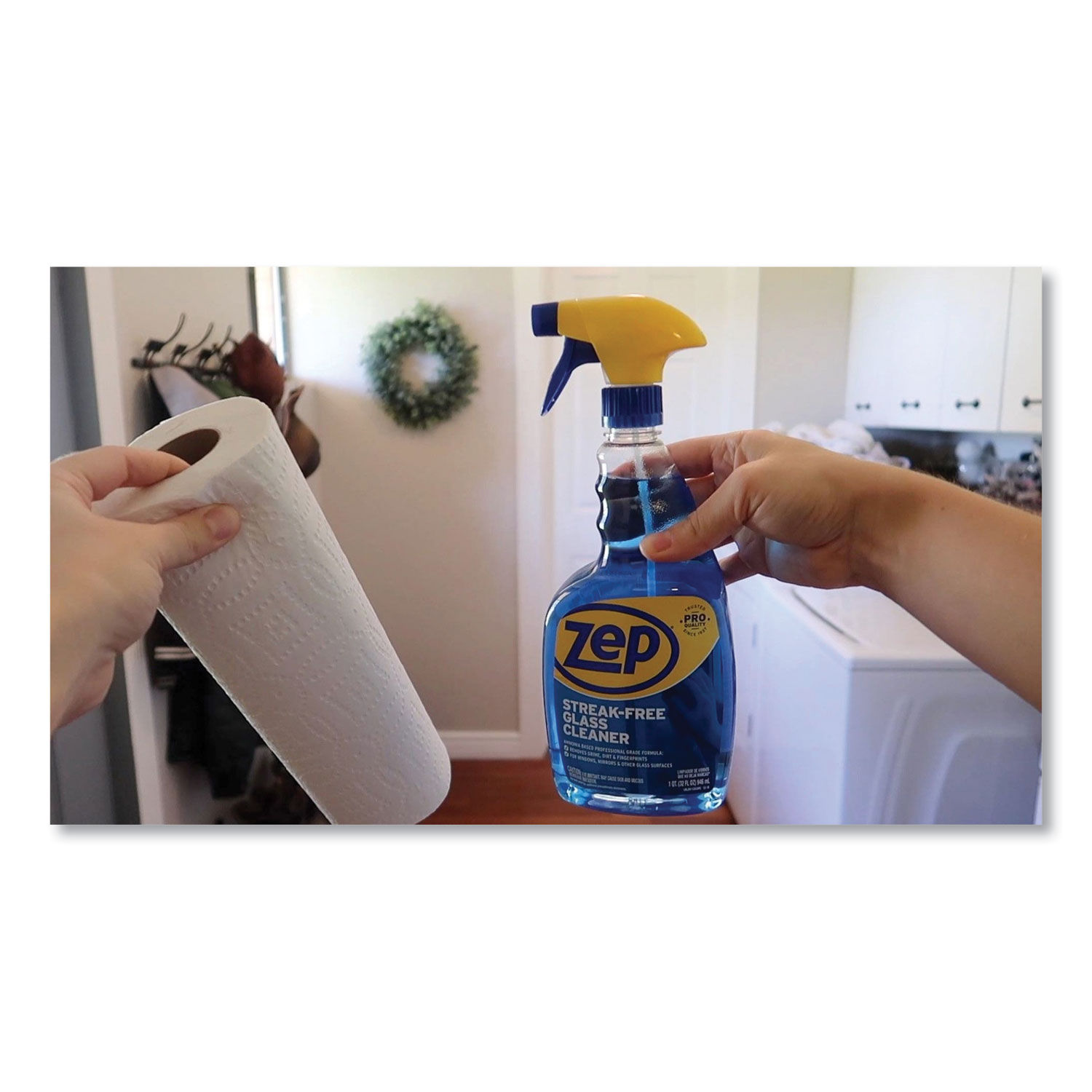 Streak-Free Glass Cleaner by Zep Commercialandreg; ZPEZU112032CT