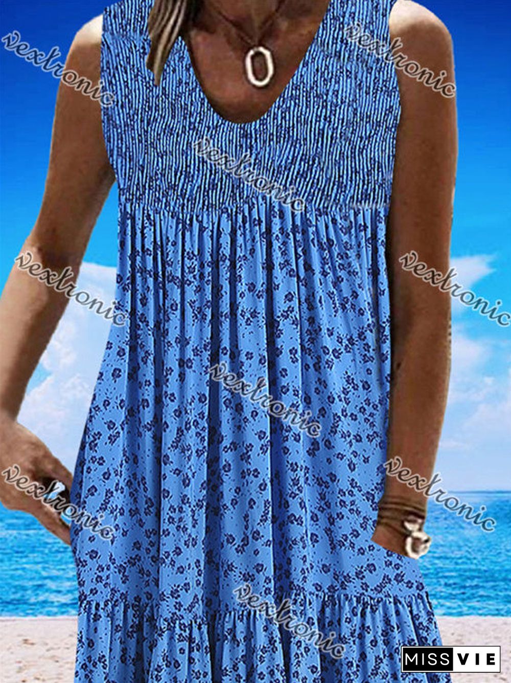 Women's Blue Sleeveless V-neck Graphic Floral Printed Midi Dress